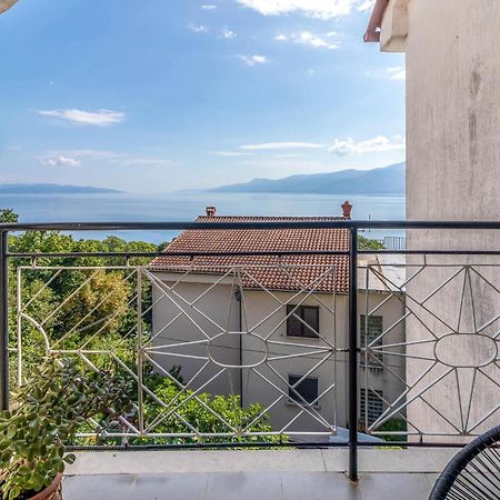 Nice Apartment In Rijeka With House Sea View 外观 照片