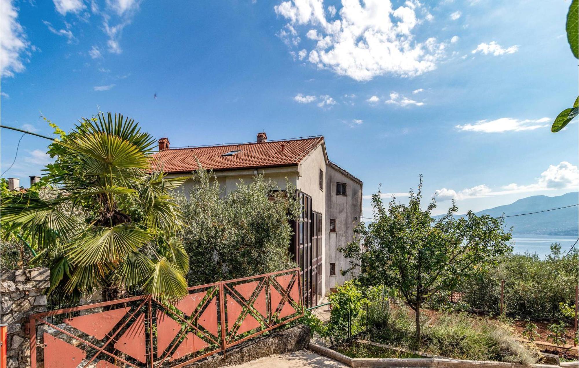 Nice Apartment In Rijeka With House Sea View 外观 照片