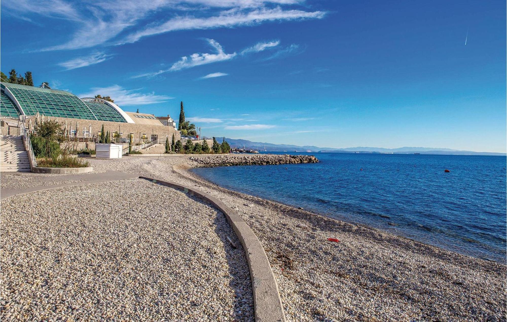 Nice Apartment In Rijeka With House Sea View 外观 照片