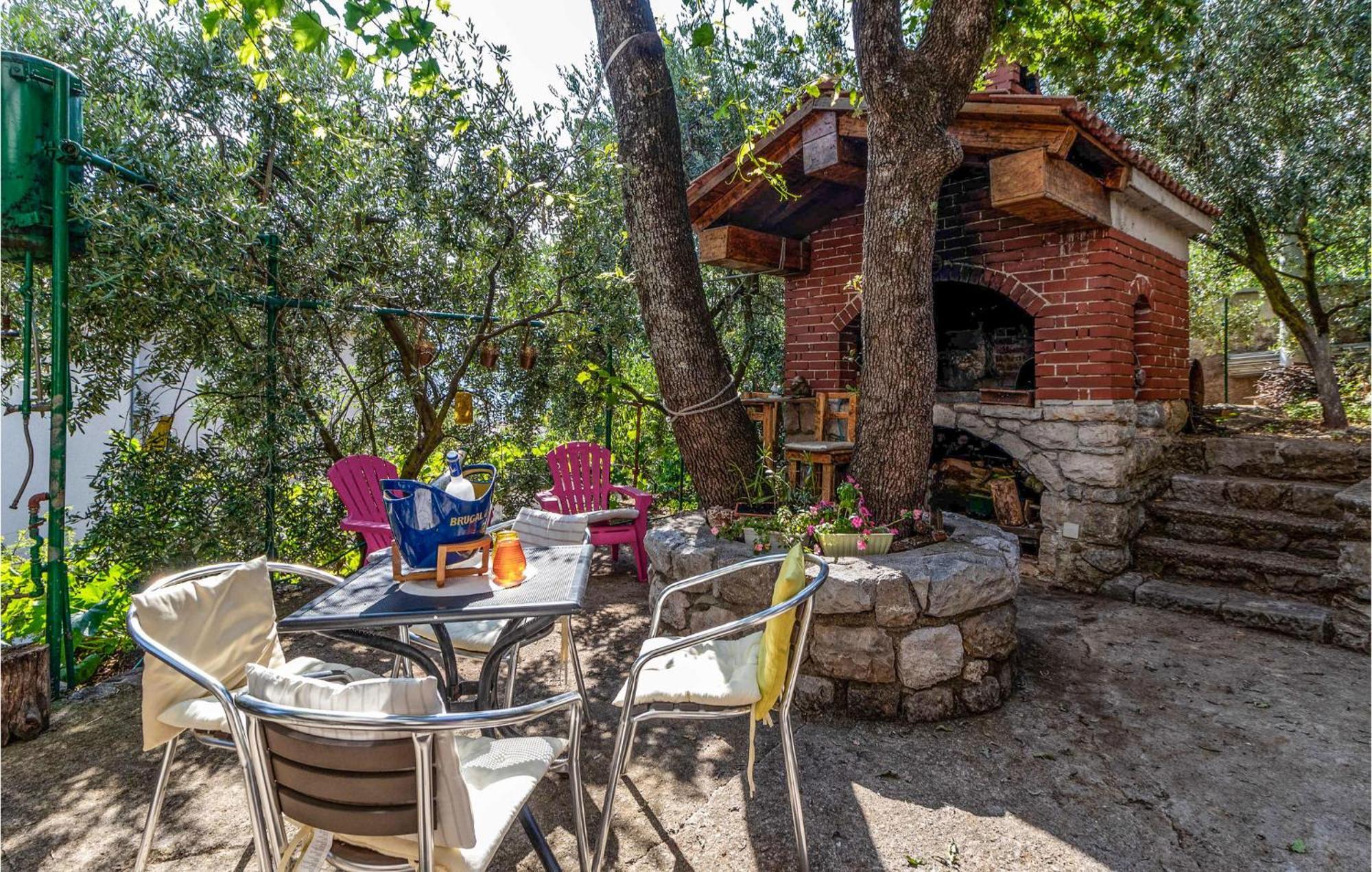 Nice Apartment In Rijeka With House Sea View 外观 照片